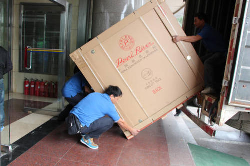 道真钢琴贵重工艺品无忧运